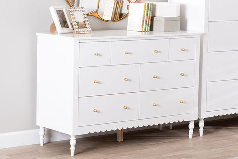 Baxton Studio Roni Modern White Wood 7-Drawer Dresser with Scalloped Edges