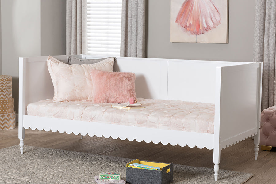 Baxton Studio Roni Modern White Wood Twin Daybed with Scalloped Edges