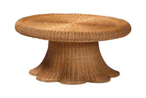 bali & pari Avalon Natural Rattan Round Coffee Table with Scalloped Pedestal Base – Coastal Boho Wicker Accent Table for Living Room or Sunroom