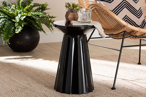 Baxton Studio Ulmer Metal Scalloped Side Table - Modern Round Accent Table for Indoor or Semi-Outdoor Use, Black