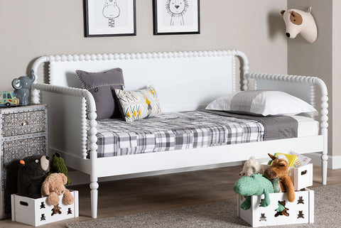 Baxton Studio Lucera Bobbin Daybed - Wooden Bed Frame with Turned Spindle Detailing, Classic Style Sofa Bed for Bedroom or Guest Room, Twin, White