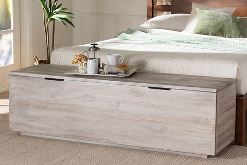 bali & pari Alvaro Wood Storage Trunk with Hinged Lid - Rectangular Blanket Chest and Bedroom Bench with Spacious Interior, Modern Farmhouse Storage Furniture for Entryway, Bedroom, or Living Room