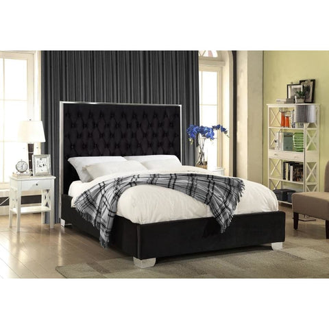 Meridian Furniture Lexi Velvet Queen Bed - Black - Bedroom Beds