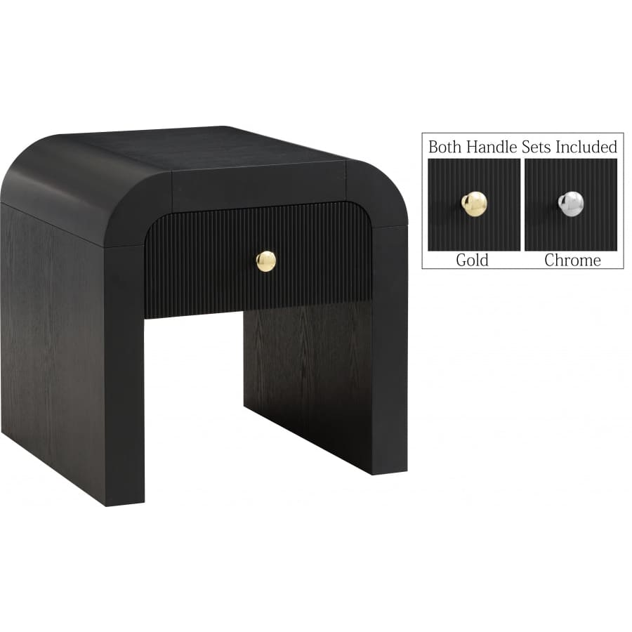Meridian Furniture Artisto End Table - Black - End Table