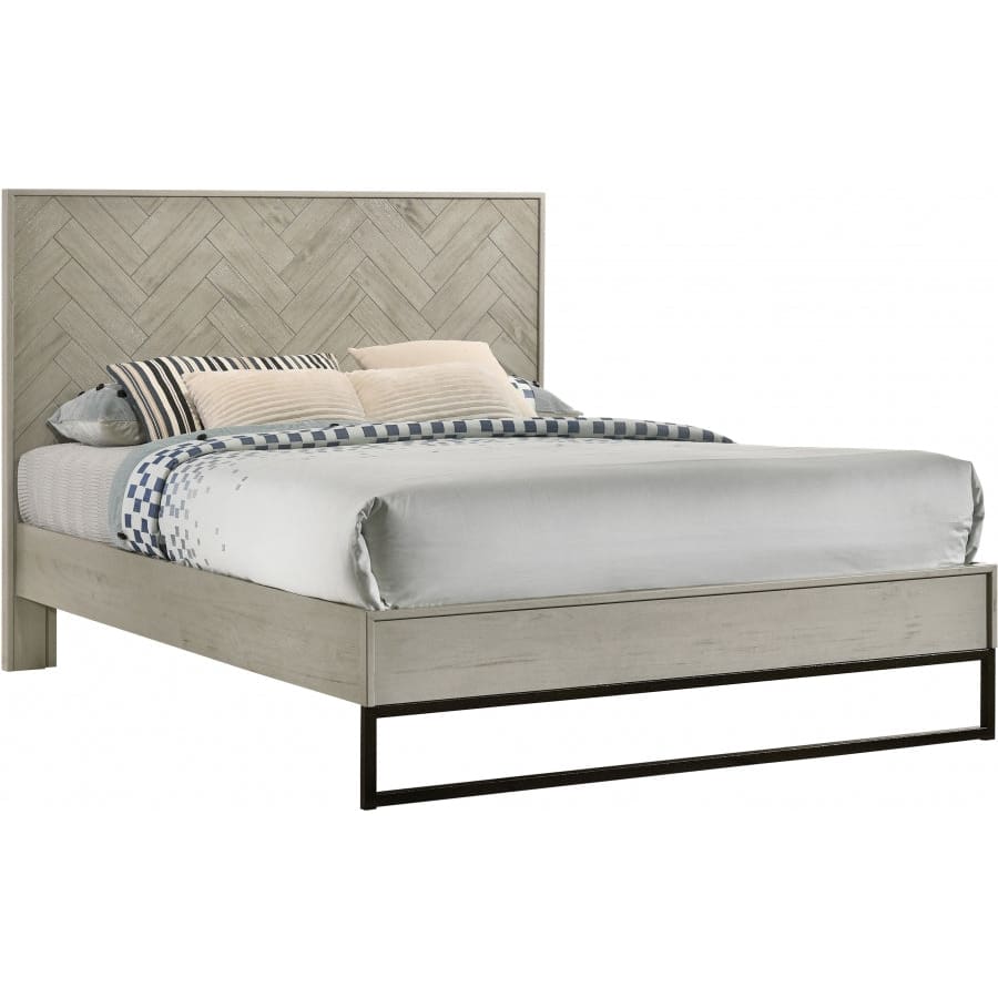 Meridian Furniture Weston Wood Queen Bed - Bedroom Beds